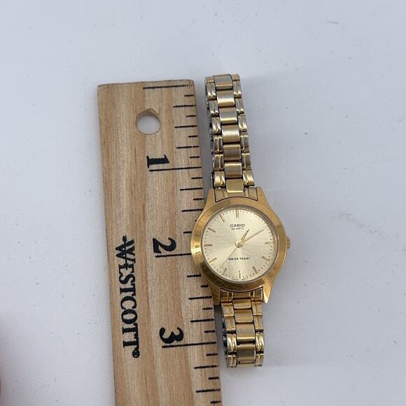 Casio Watch Womens Gold Tone LTP-1128 Quartz Japan Water Resist Stainless Steel - Picture 6 of 7